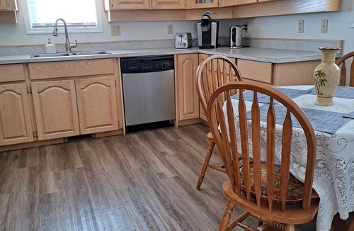 Chilliwack Proper Village West House | Riverside Escape