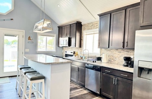 Riviera Beach Cottage | Rock Creek Cottage, Waterfront, Serene Views