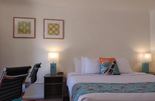 Truth or Consequences Hotel | Rocket Inn