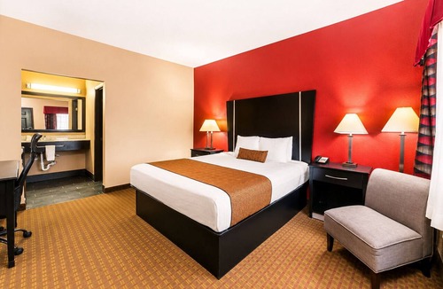 Dilley Hotel | Rodeway Inn