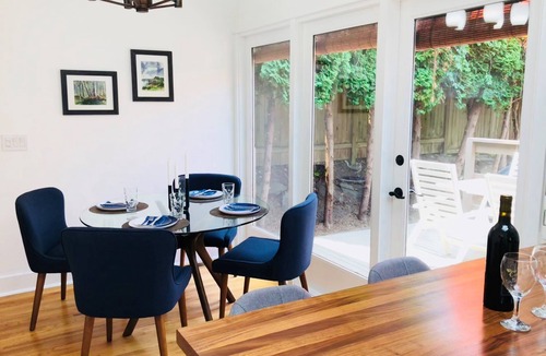 Lawton Park House | Romantic and Charming Magnolia Mid-Century Modern - 1 block from Discovery park