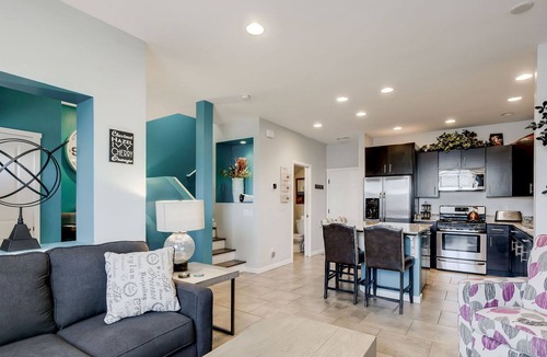 Southside House | Rooftop Deck w/ AC! Near NAU and Downtown