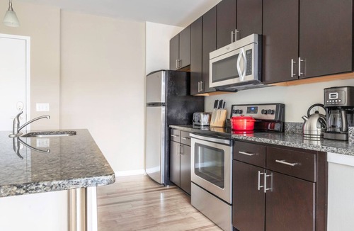 Near Northeast Apartment | Roomy NoMa 1BR w/Gym, Doorman, Garden, nr. Union Station, by Blueground
