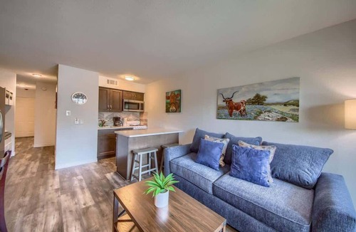 New Braunfels Condo | RRC A108 Grandmas River Haus
