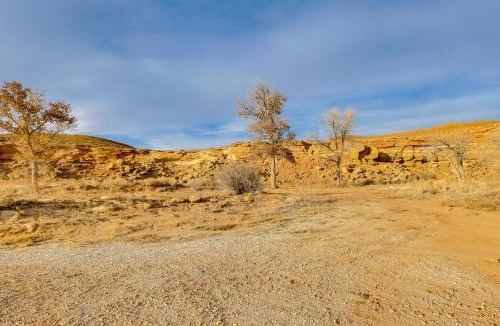 Gusher House | 'Rustic Cliff Ranch' in Uintah Basin: Dogs Welcome