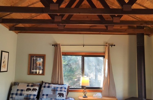 South Range Cabin | Rustic Personal Retreat Cabin, "Sunrise"