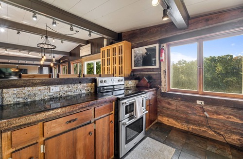 Black River Falls Cabin | Rustic River Retreat Hot Tub Arcade Beach