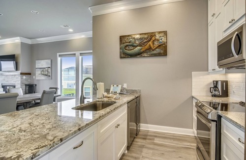 Indian Beach House | Salty Blue Mermaid | Newly Built, Fireplace!