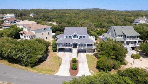 Ocean Hill House | Salty Paws