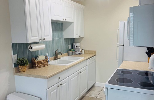 Northeast Virginia Beach Condo | Sandy Toes & Salty Air: 2BR Modern Condo Steps from the Surf