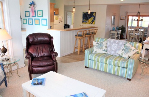 Manteo Condo | SBC401 - Shallowbag Bay Club 401