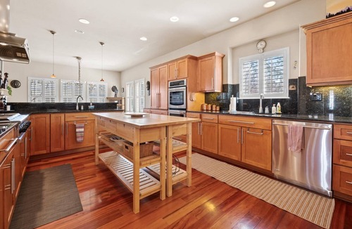 Southeast Boise House | Scenic Serenity in Immaculate Custom Home with Breathtaking Mountain Views & Cozy Fireplace