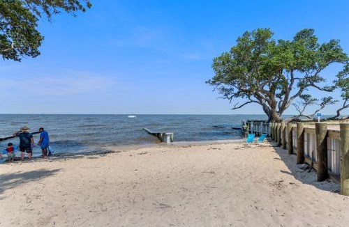 Colington Harbour House | Scouts Cove OBX