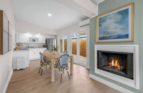Parsuns To Cocoa Beach Apartment | Sea Glass Coastal Cottage Retreat