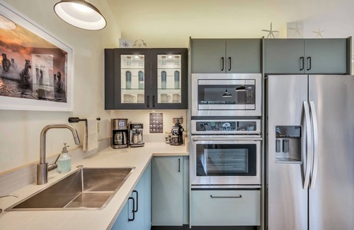 Cleone House | Sea Ranch in Fort Bragg w/Hot Tub & Game Room