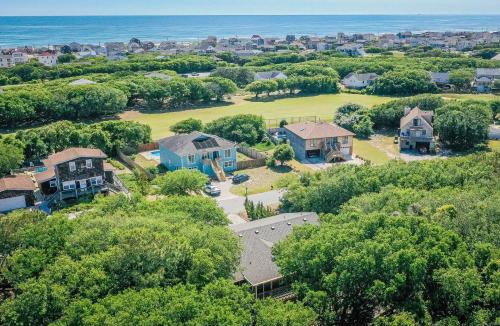 Sea Scape House | Seascape Cottage - Kitty Hawk, MP 3.5, 300 Yds to Beach, Pool, Foosball, Near Golf Course, Flex Stays
