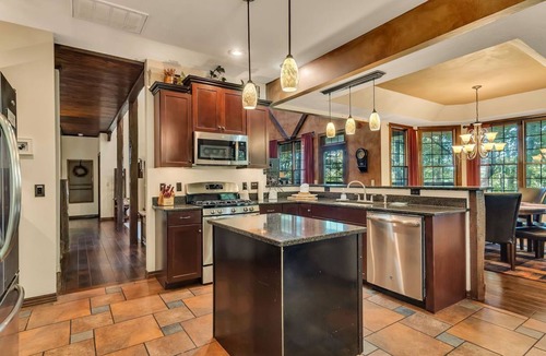 Blue Eye Cabin | Secluded 40 Acres Near Table Rock, Stunning Views, Games, Community Pool & Car Charger