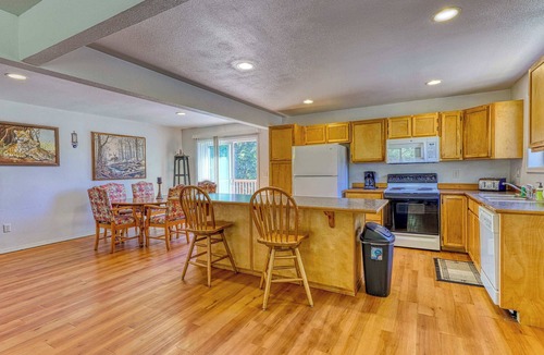 North Bend House | Secluded & comfortable dog-friendly home with deck plus ATV & boat parking