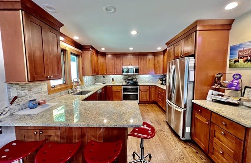 Forest Farms Cottage | Secluded Cottage with Stunning Sights in Winhall, Vermont