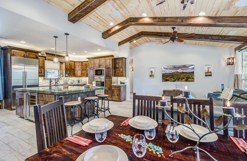 West Sedona House | Sedona Vortex Vista: A spacious 3-bedroom retreat with stunning red rock views.