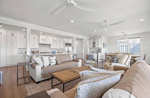 Mexico Beach House | Seize the Bay - 6 BR Mexico Beach Home - Private Boat Slip and Canal/Gulf Views