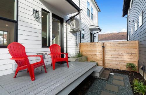 Genesee House | Serene Genesee Escape