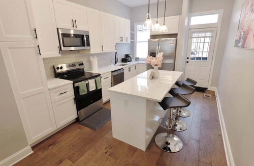 Washington House | Serene Settler - Capitol Hill