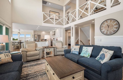 Caswell Beach House | Serenity by the Sea: Nostalgic Oceanfront Home with Room for the Whole Family