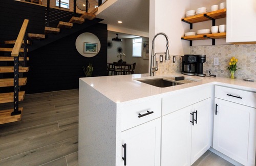 Rockledge House | Shares Loft Luxury Apt - NEW!, Shares Loft Luxury Apt - NEW!