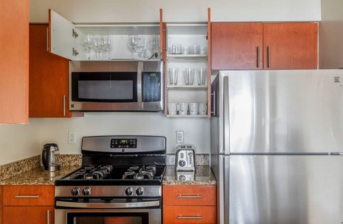 West End Apartment | Sharp Foggy Bottom 1BR w/gym, rooftop + doorman by Blueground