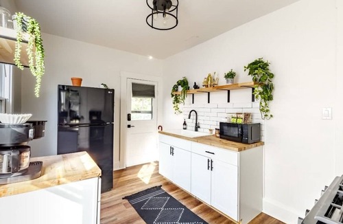 German Village House | Short North Convention Pets Parking Free