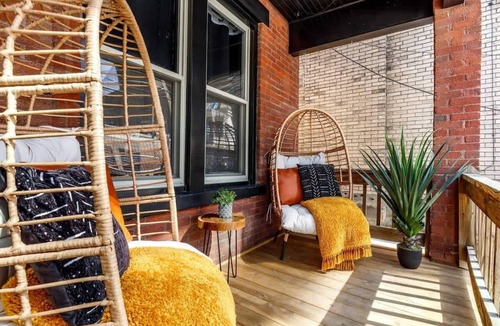 Short North House | Short North/Downtown | Walk to Convention Center | Free Parking | 5,800+ Reviews