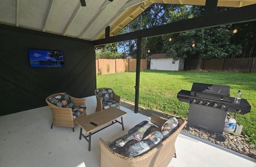 Wheaton-Glenmont House | Short Walk to Metro - Fenced Yard + Covered Patio