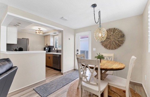Siesta Key Villa | Siesta Key - PRIVATE BEACH - Heated Pool - Walkable to activities