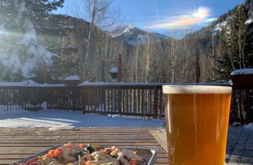 Salt Lake Mountain Resorts Hotel | Silver Fork Lodge & Restaurant