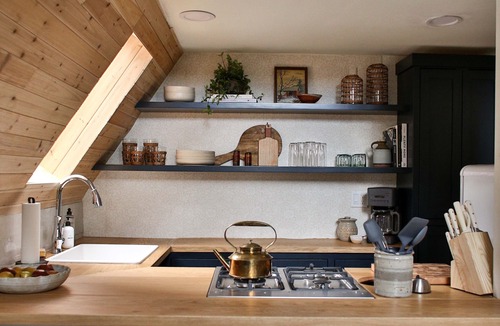 Kachina Village Cabin | SimplyStayFrame - AFrame Cabin Kachina Village