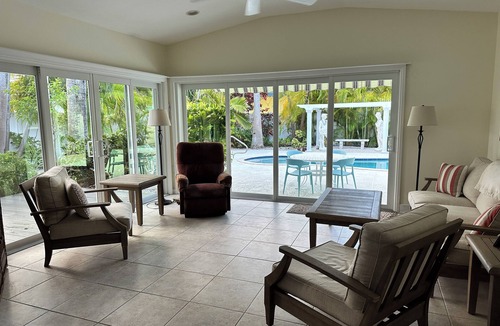 New Town House | Single Family Home, 3 Bedroom, 2 Baths, Pool. Great Value!
