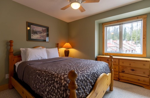 Fernie Condo | Ski In & 10 Minute Walk to the Elk Chair Lift