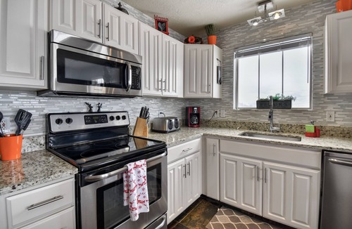 Park City Condo | Ski The Best At A Great Price! 2 Minutes From Deer Valley Gondola.