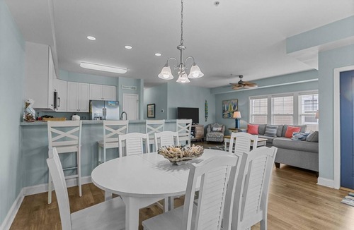 Atlantic Beach Condo | Slack Tide 3 Bedroom Condo by RedAwning