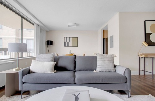 Crystal City Apartment | Sleek Crystal City 1BR w/Gym & Concierge, steps to Metro, by Blueground