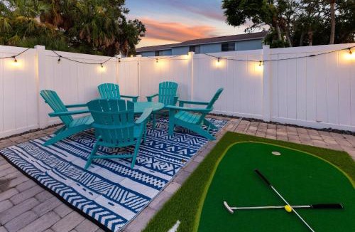South Bradenton House | Sleeps 10 - Heated Pool & Slide - Games-Min to IMG