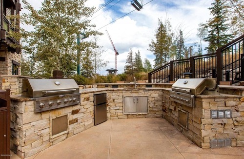 Empire Pass Condo | Slopeside Studio Condo in Empire Pass with Mountain Views
