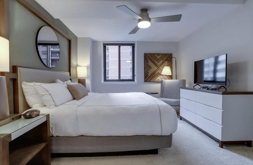 Court House Apartment | Sojourn Courtland Towers