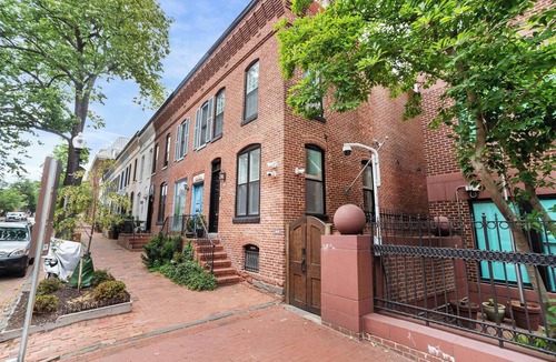 Georgetown Apartment | Sojourn Sleek Georgetown Studio with Patio