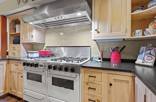 Winhall House | Something for everybody! This house is a crowd pleaser!