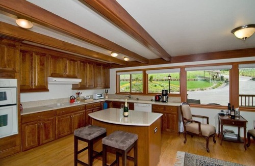 Santa Rosa Villa | Sonoma Mountain vineyard houe 30 minutes from Napa