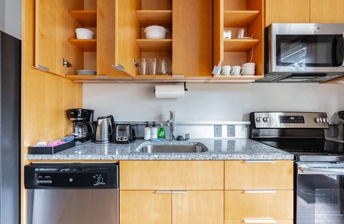Northwest Bellevue Apartment | Sophari East: Bellevue Apartments