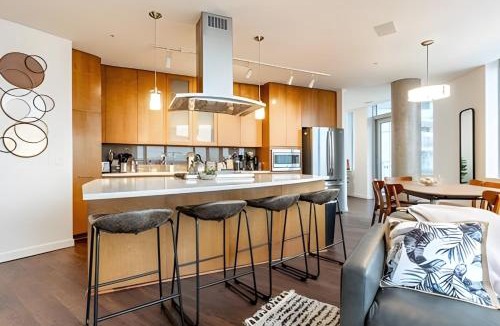 West Bellevue Apartment | Sophari Towers Bellevue Apartments