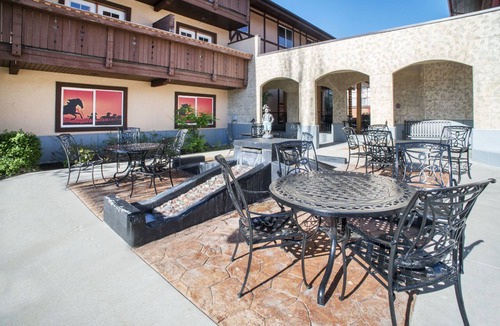 Midway Villa | Soul Rejuvenation~Hot Spring & Holistic Body Services Villa 2079